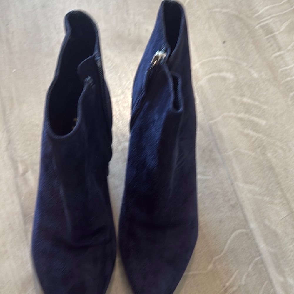 Elegant Navy Women's Ankle Boots - Picture 7 of 8